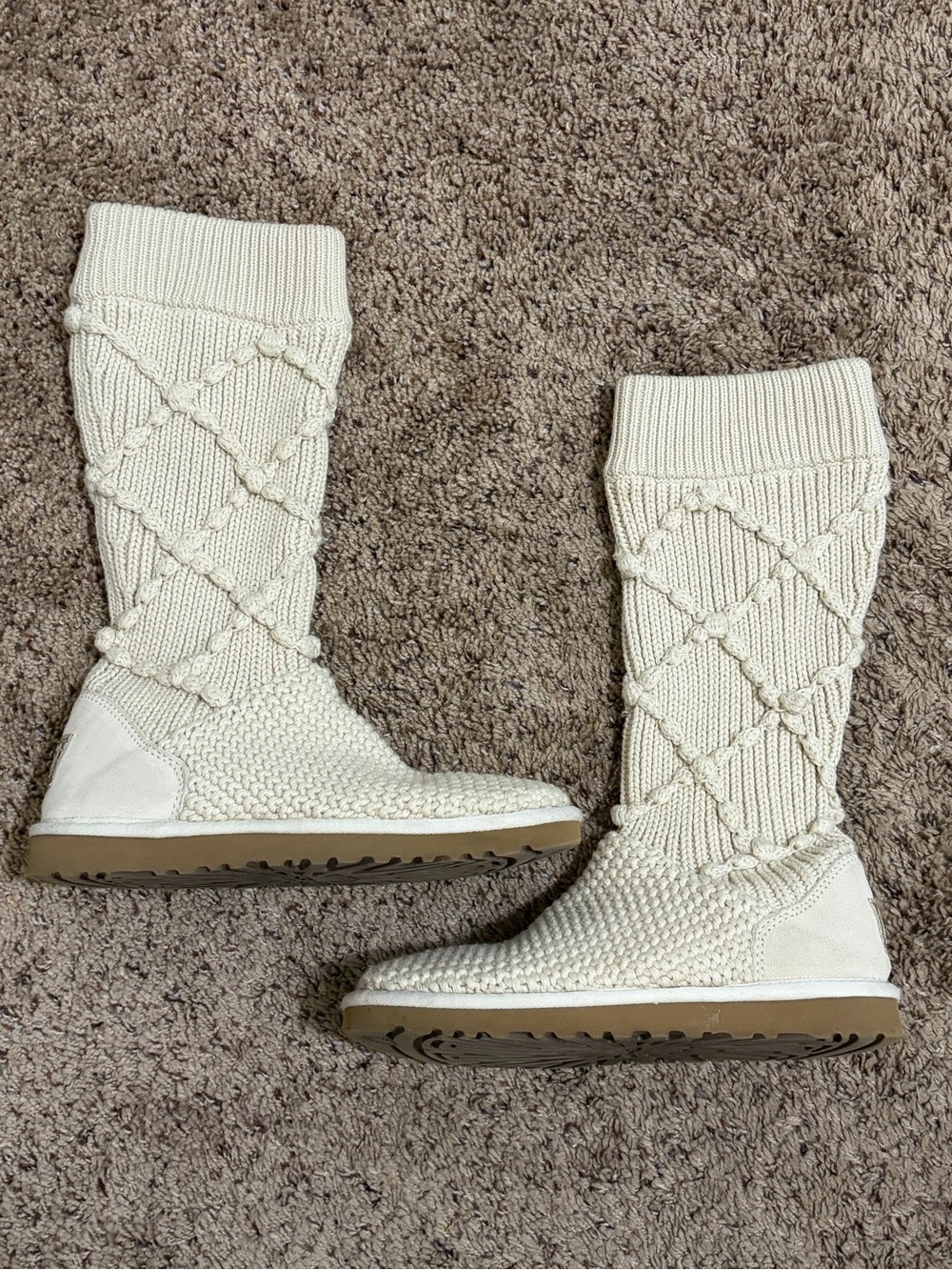 UGG 5879 Classic Cardy Argyle Sweater Boots Cream White Size 6